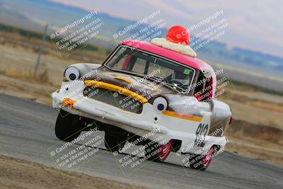 media/Sep-30-2023-24 Hours of Lemons (Sat) [[2c7df1e0b8]]/Track Photos/10am (Star Mazda)/